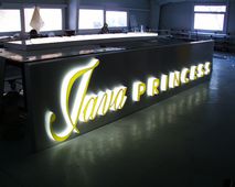 Żółty branding świetlny 3D z podświetleniem Java Princess