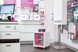 Multifunkční nabíjecí stojánek pro T-mobile